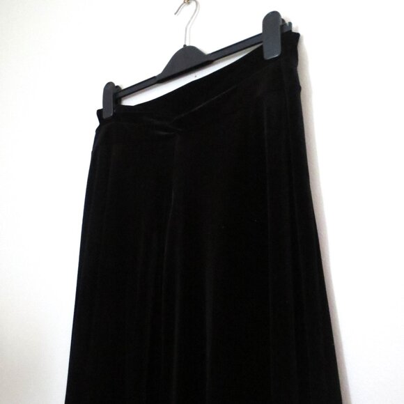 Forever 21 Wide Leg Velvet Pants - Picture 2 of 6